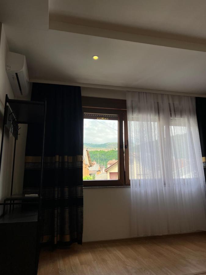 Zani Boutique Hotel Prizren Exteriör bild