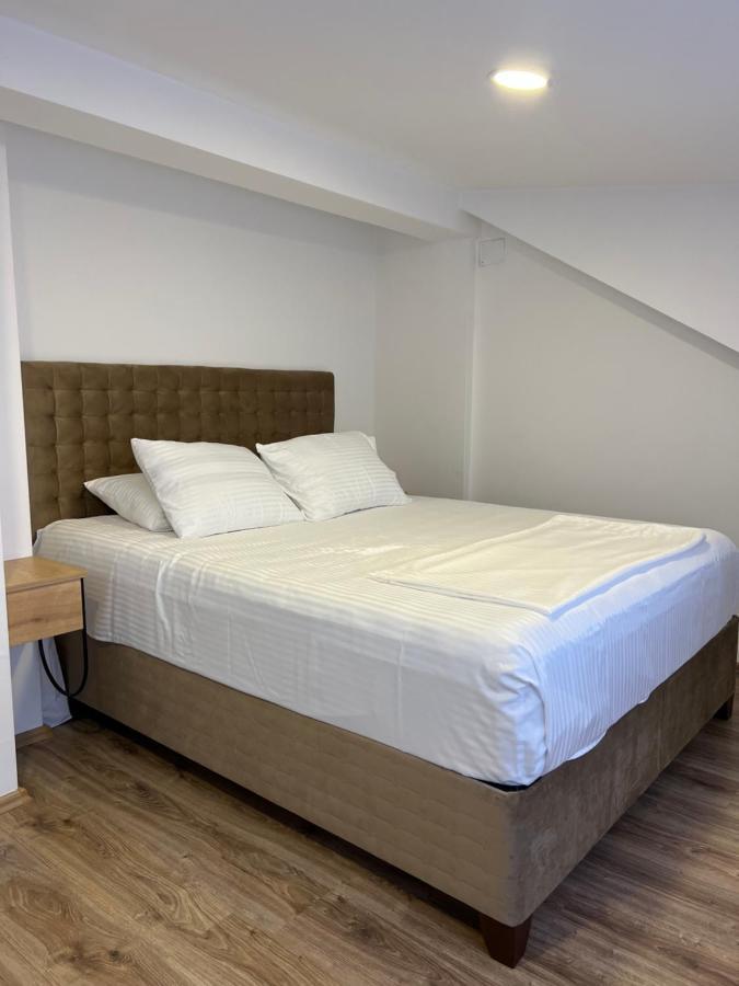 Zani Boutique Hotel Prizren Exteriör bild