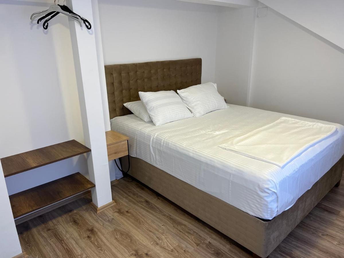 Zani Boutique Hotel Prizren Exteriör bild
