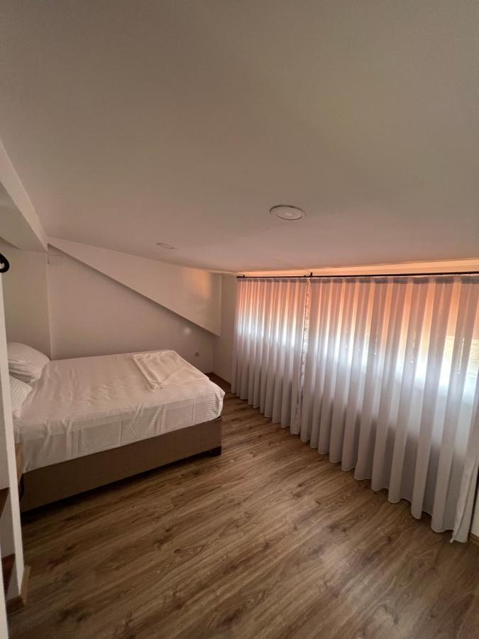 Zani Boutique Hotel Prizren Exteriör bild